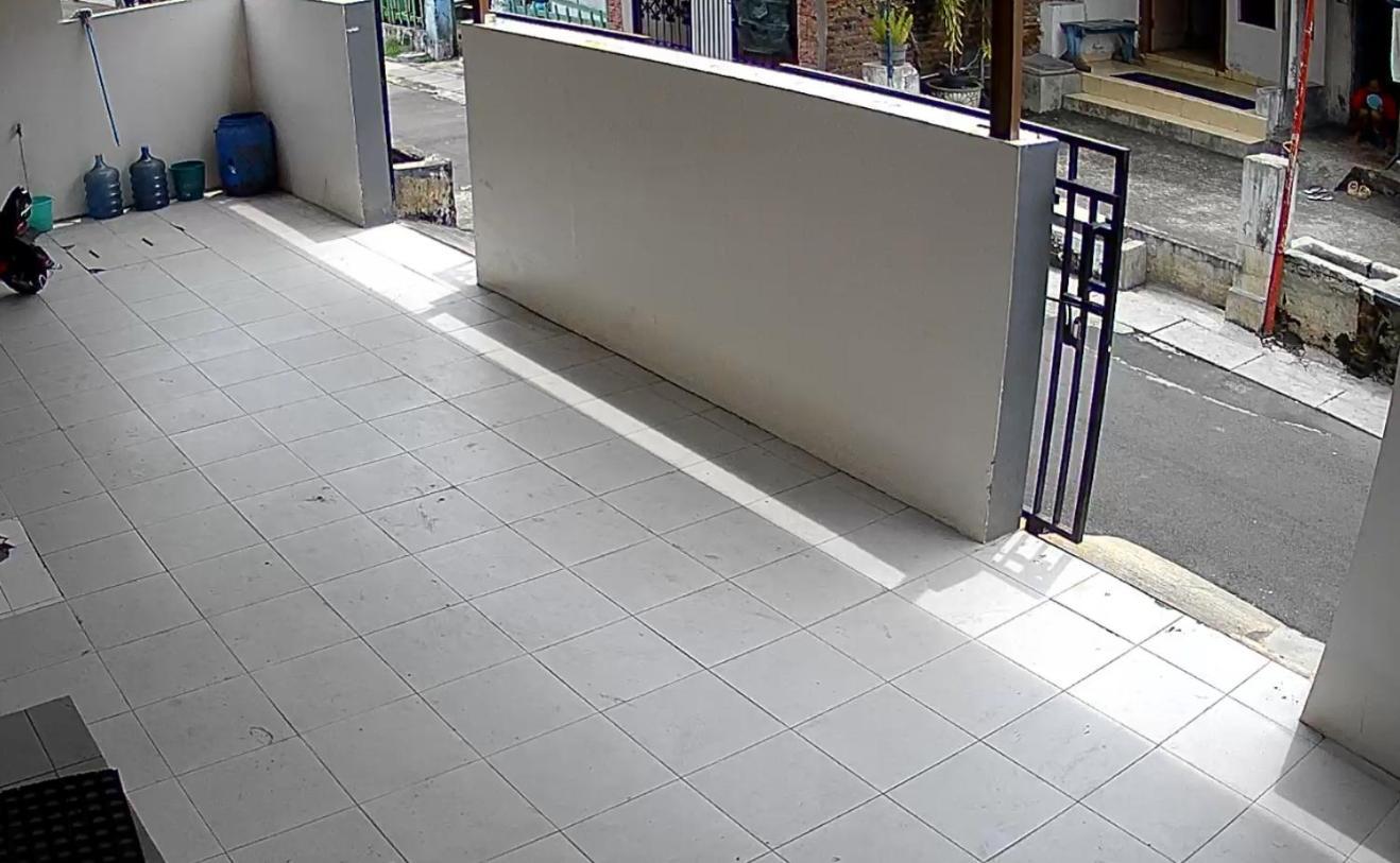 Wanita Putri Salju Hotel 2*